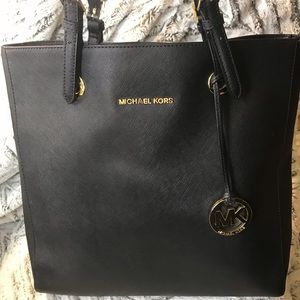 Micheal Kors Saffiano Large leather bag